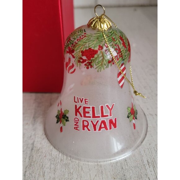 Blown‎ glass Kelly Ryan couple bell ornament Xmas Unique - Picture 2 of 7